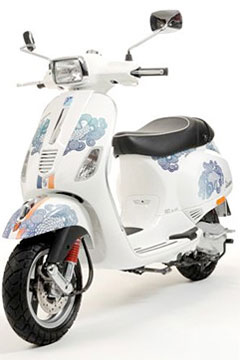 Vespa Paul & Joe Vespa