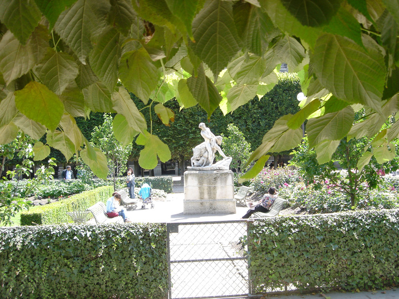22-palais_royal_square 22-palais_royal_square