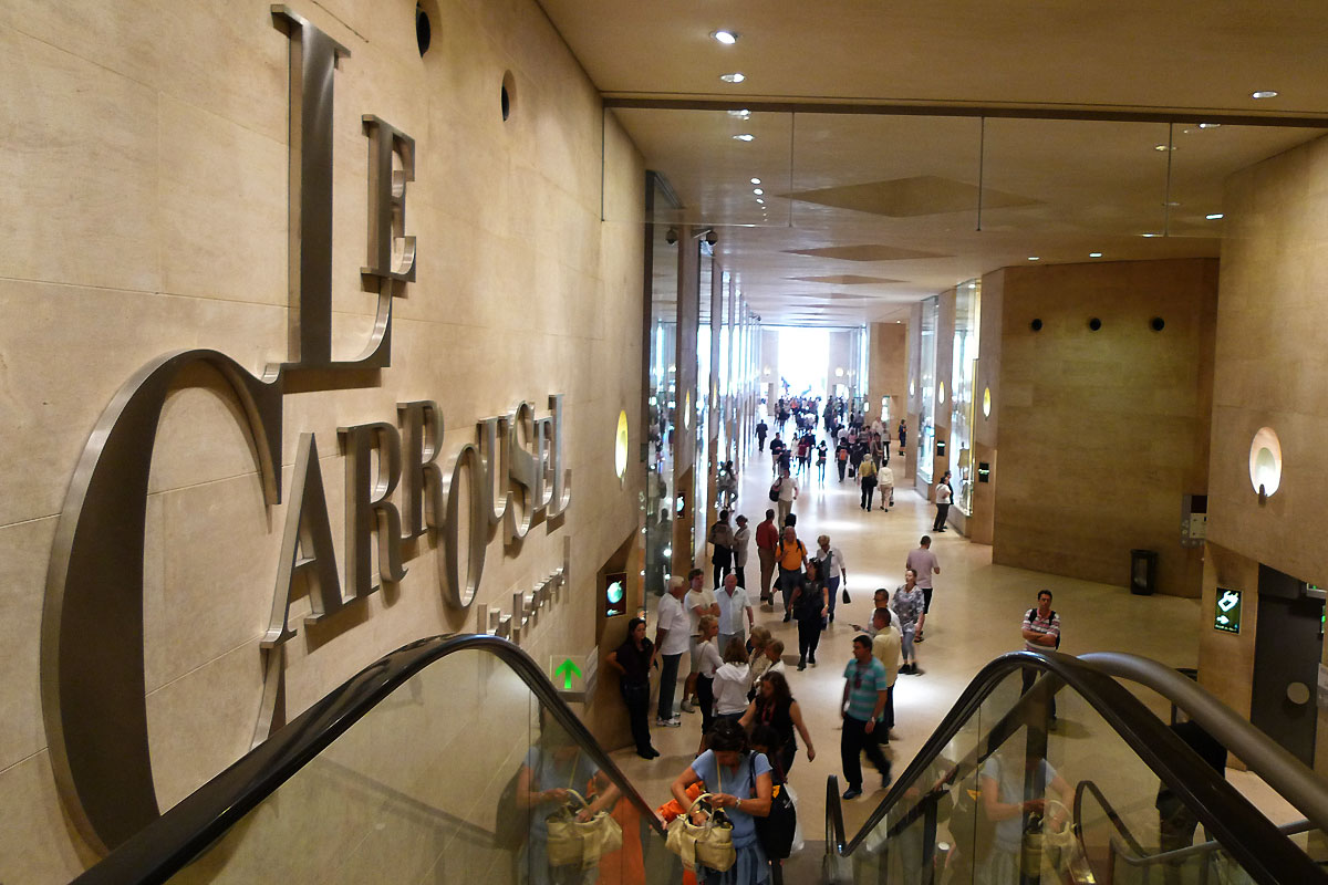 carrousel_escalators